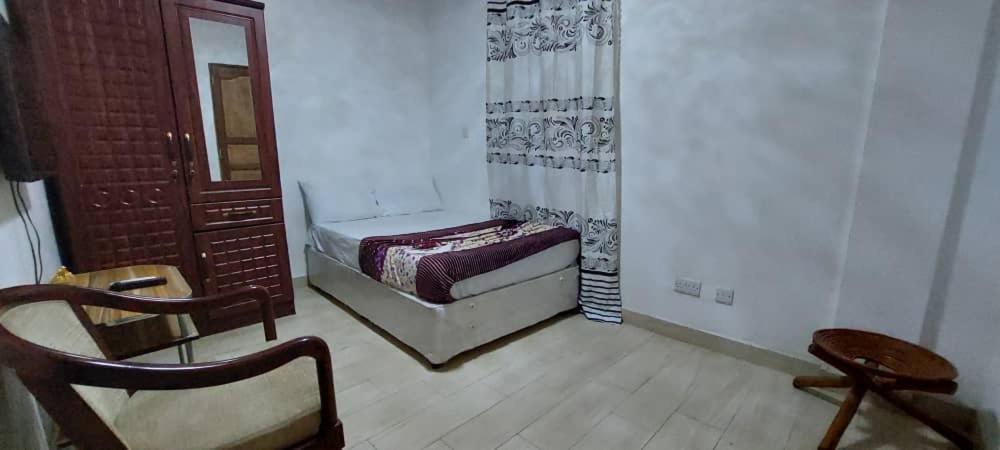All Seasons Hotell 3*